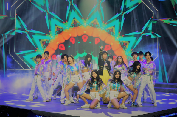 《青春有歌-2021春节特别节目》新春绽放新气象