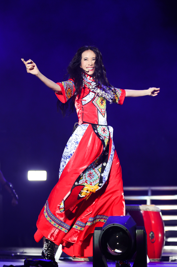 莫文蔚演唱会民族风.jpg