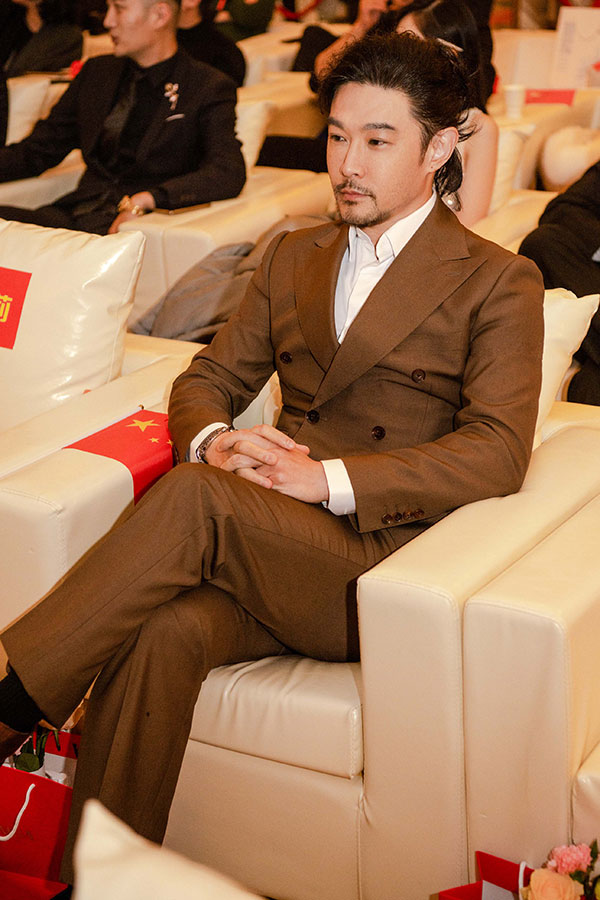 黄维德06.jpg